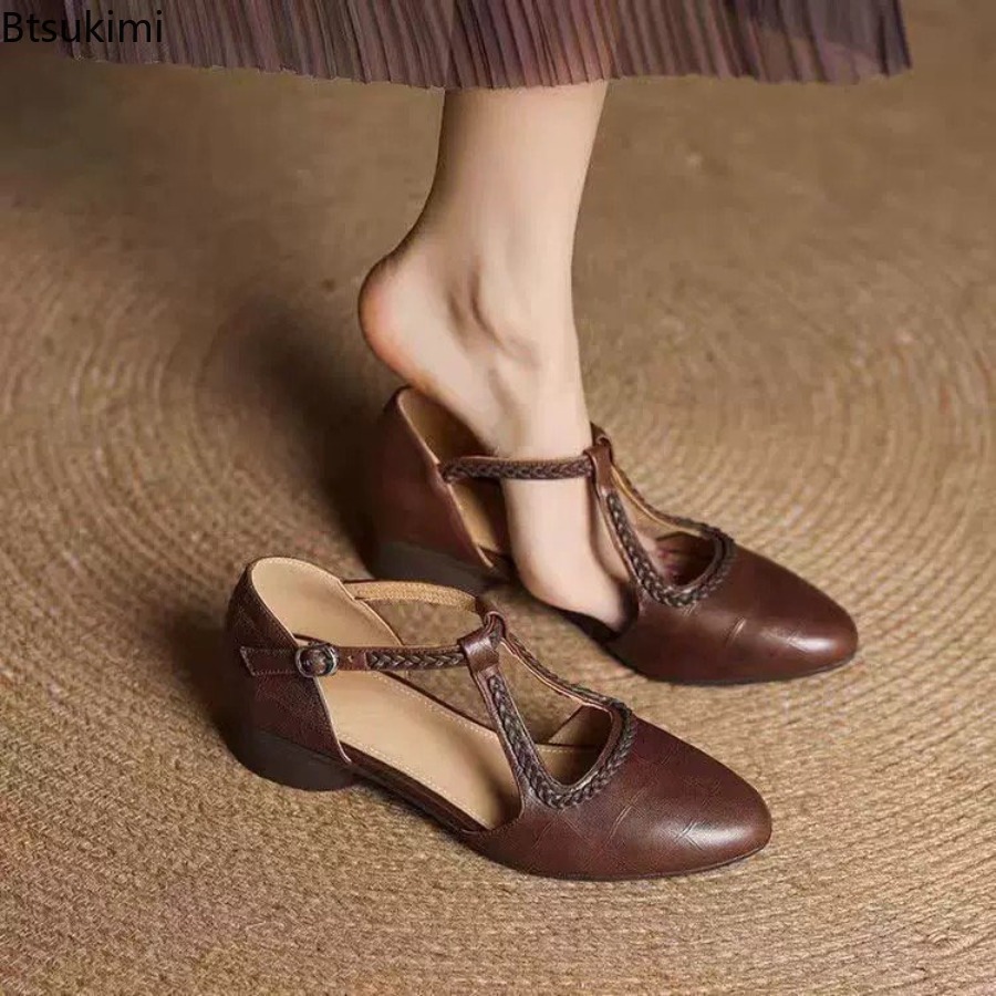 새로운 여름 여성용 레트로 속이 빈 펌프스 패션 가죽  - Women Fashion Outfits 리뷰 및 가격