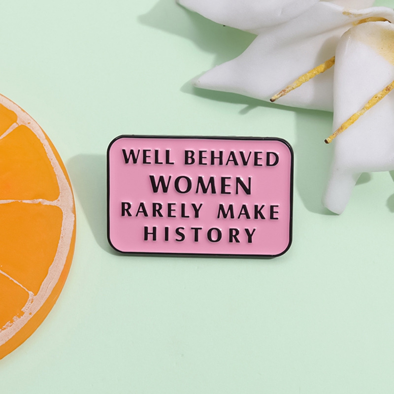 잘 행동한 여자는 거의 역사를 만들지 않습니다 에나멜  - Women Fashion History 리뷰 및 가격
