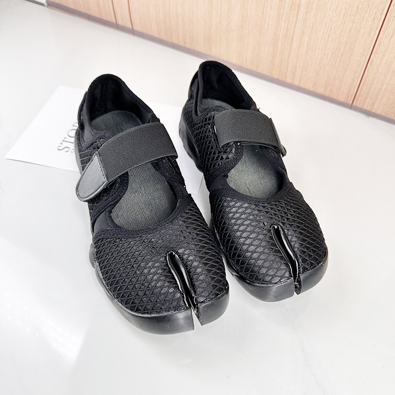 타비 뉴 패션 벨트 버클 슈즈 스플릿 토 여성용 신발  - Women'S Fashion Velcro Sneakers 리뷰 및 가격